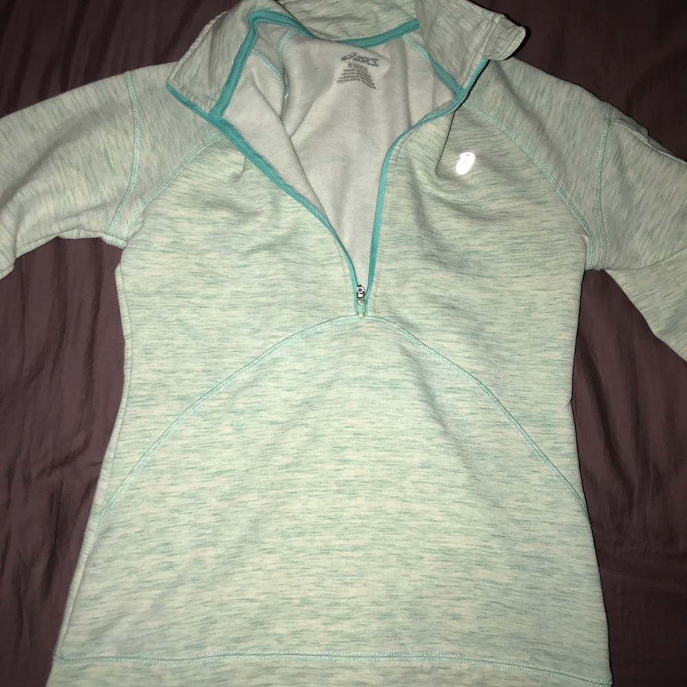 Half zip but zipper is broken